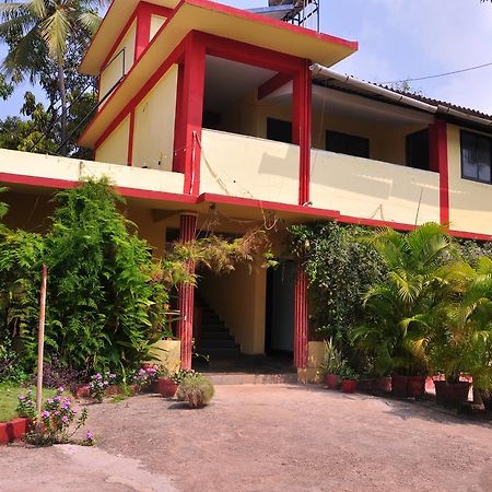 Castelinho'S Home Away From Home アンジュナ エクステリア 写真