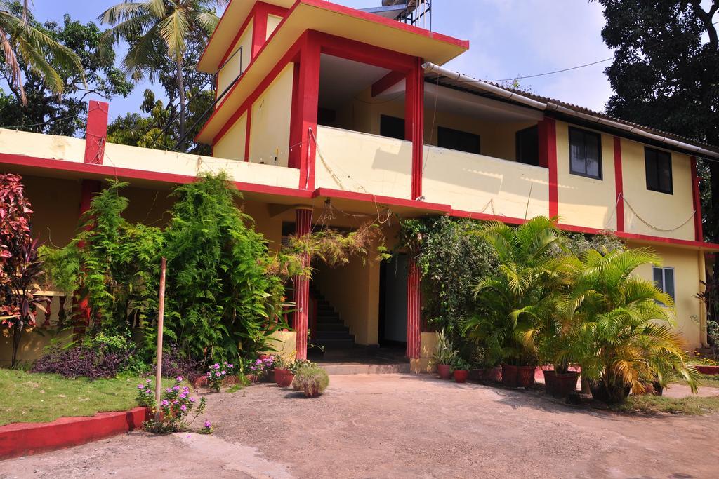 Castelinho'S Home Away From Home アンジュナ エクステリア 写真
